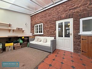 Garden Room- click for photo gallery